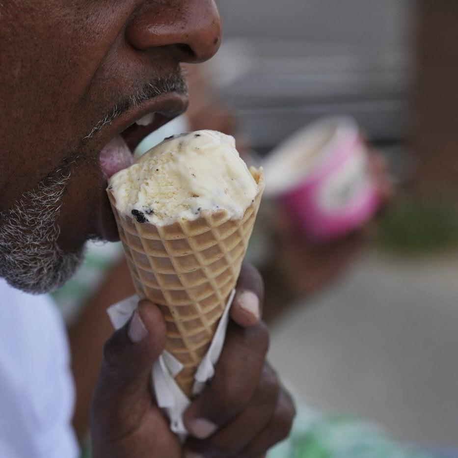 As world gets hotter, Americans are turning to more sugar, study finds